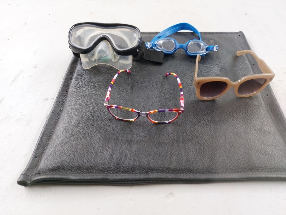 4  tipos de 0culos 1 de sol  dexer 2 d Mergulho