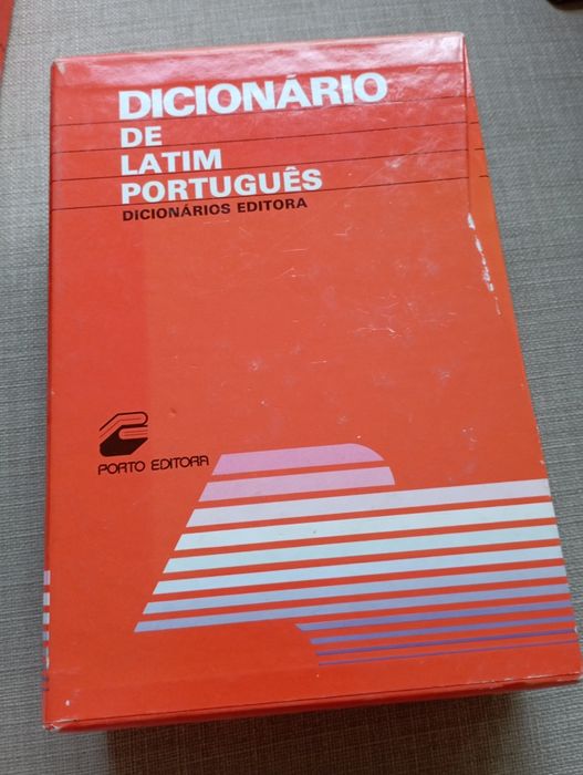 Dicionário latim-português