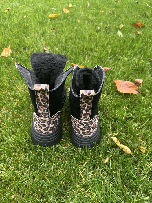 Натур. замш. Ціну знижено вдвічі‼️