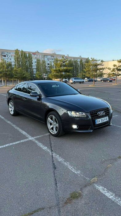 Audi A5 2011 г,1.8 т