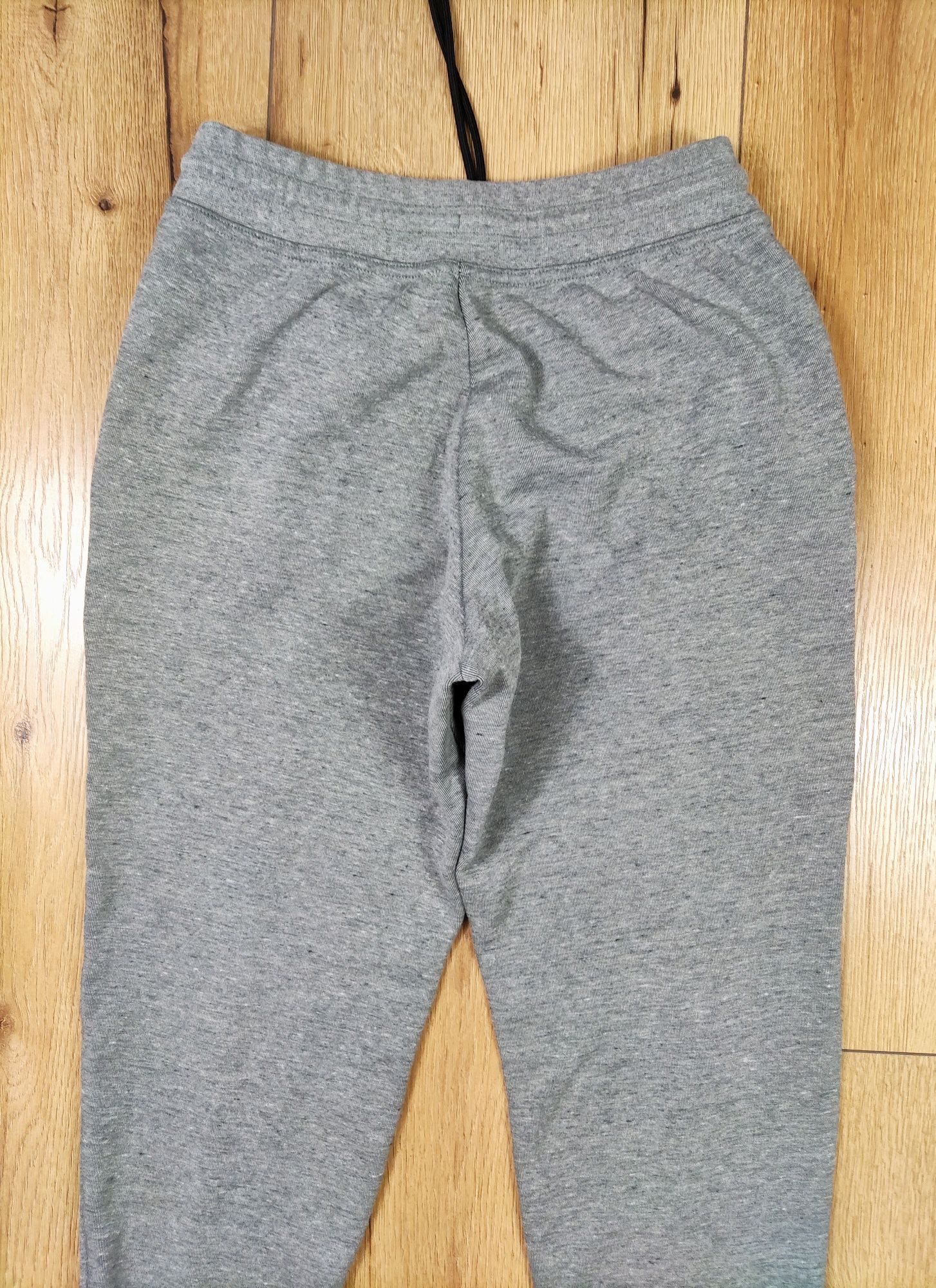 Nike Tech Fleece męskie spodnie dresowe sportowe w rozmiarze S