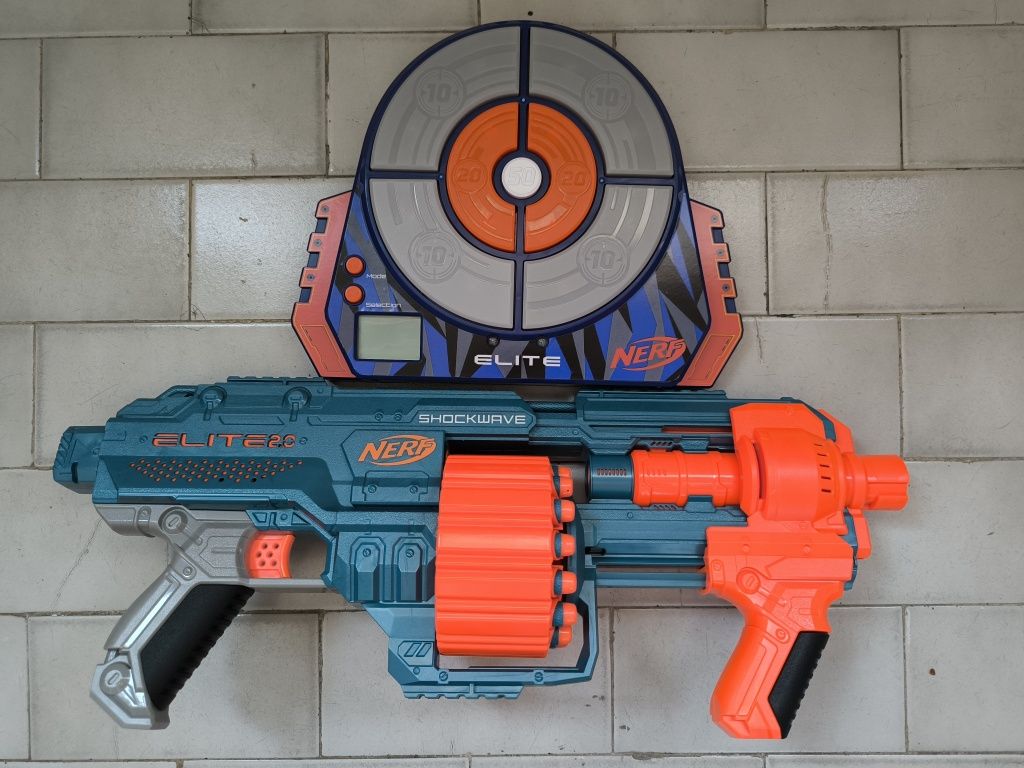 Nerf Elite 2.0 Shockwave + Nerf Elite - Alvo Digital