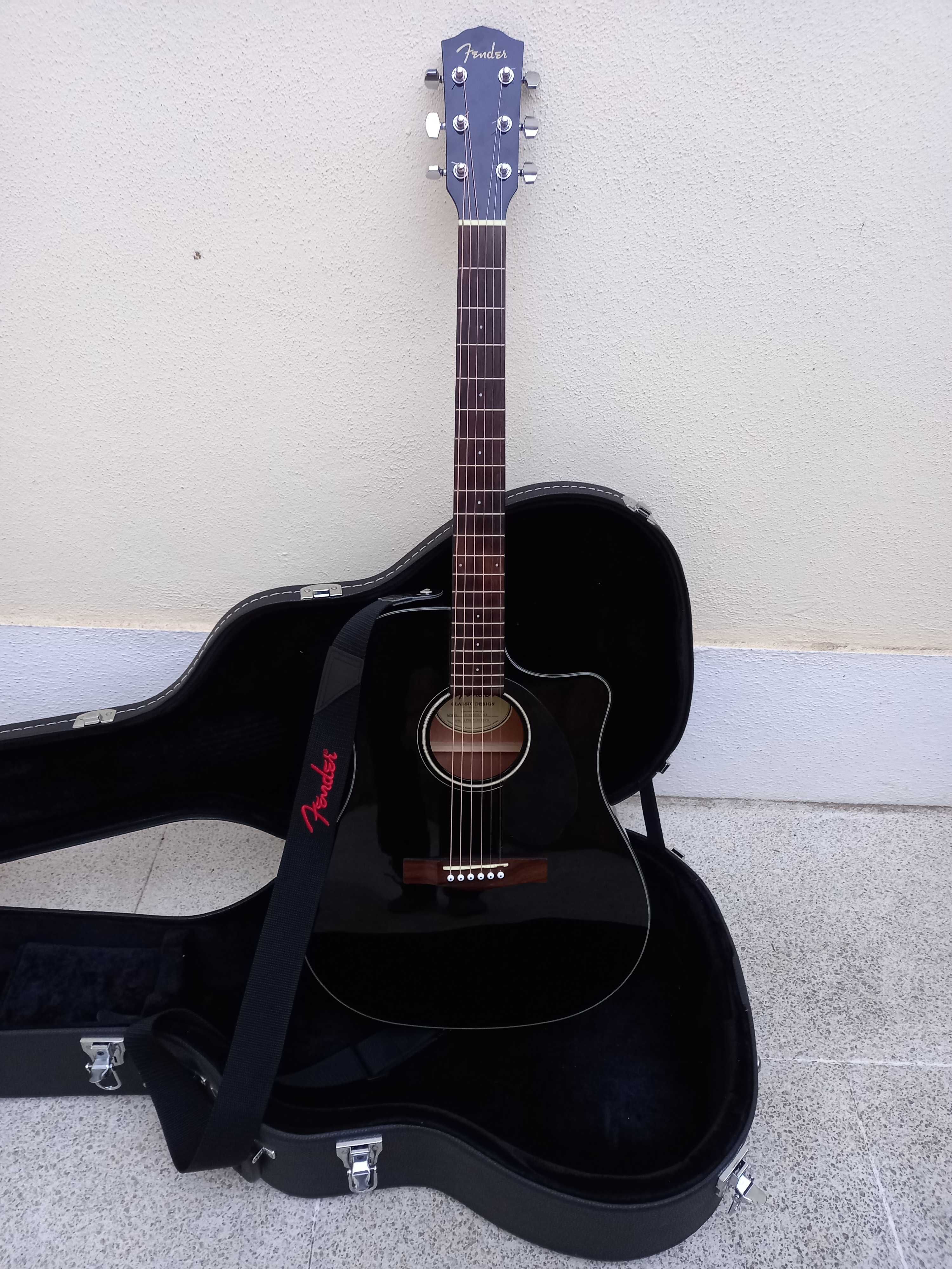 Guitarra Acustica Fender CD-60SCE com hardcase e correia