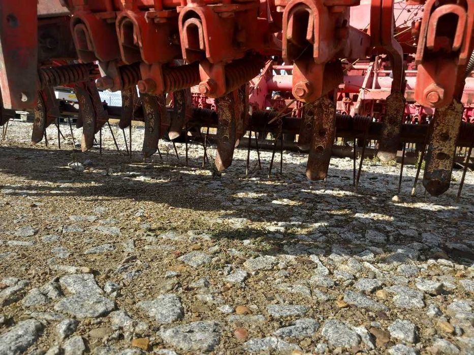 Semeador sola de 17 linhas