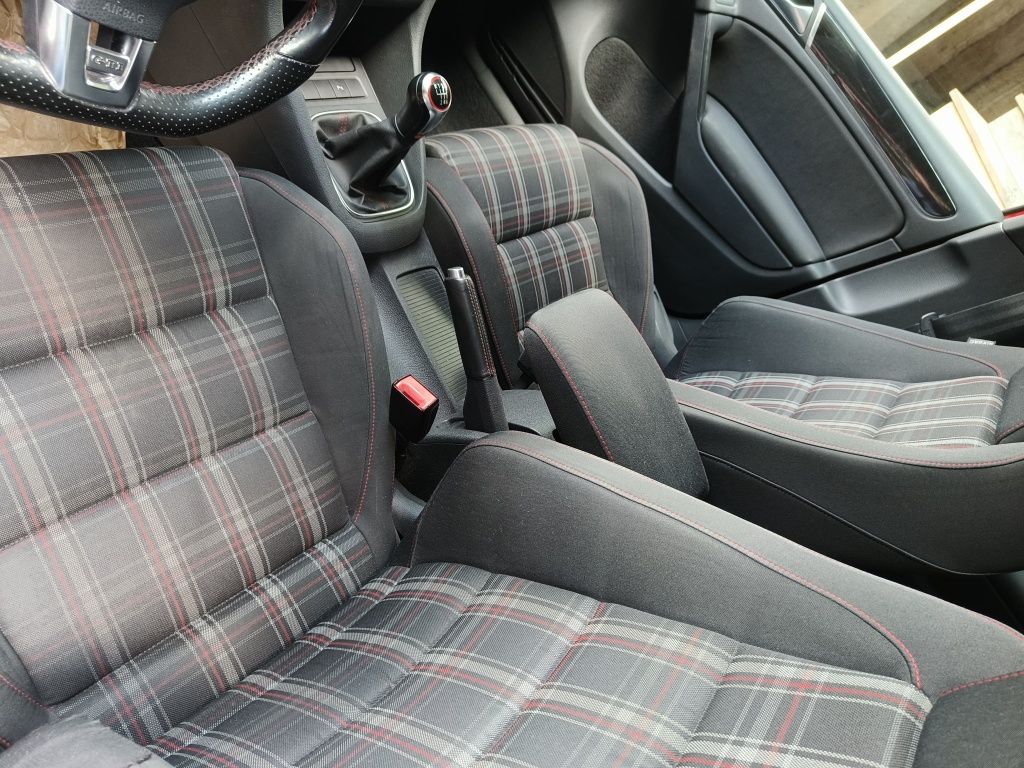 Golf VI GTI 2.0 210 cv