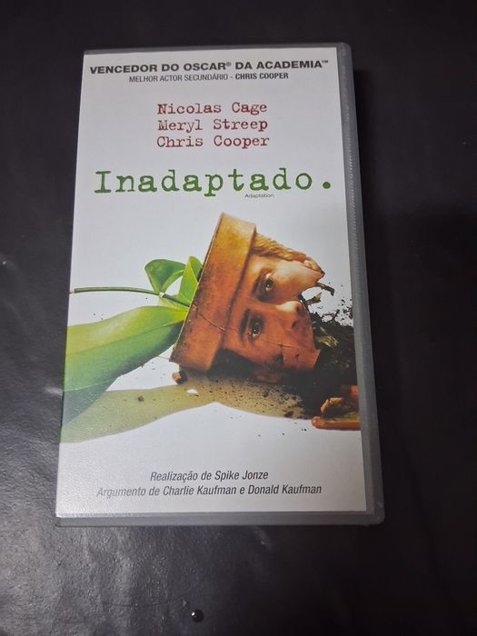 Filmes de vários géneros em VHS