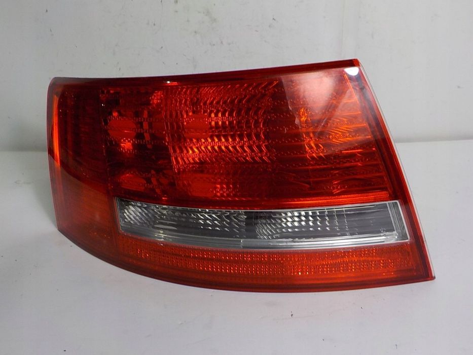 AUDI A6 C6 SEDAN LAMPA LEWA TYLNA LEWY TYŁ 4F5945095L