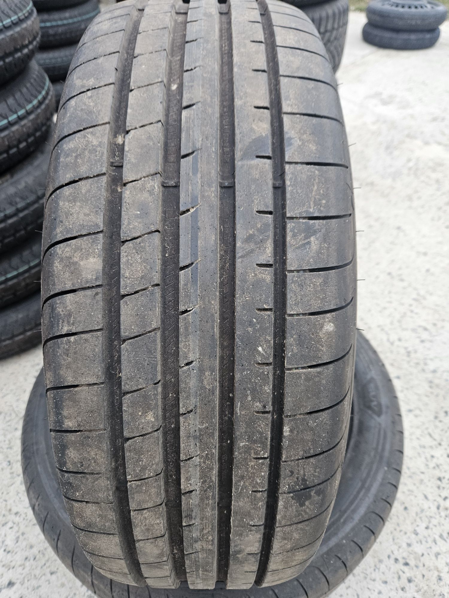 Шини Goodyear Eagle F1 Asymmetric 3 SUV 235/55 R20 105Y 24 року ідеал