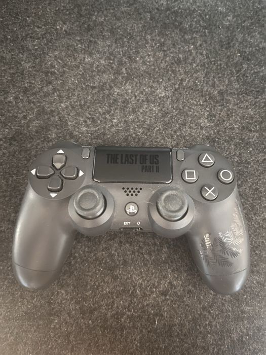 Playstation 4 Pro - Edição Limitada The Last of Us II