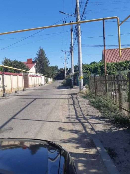 Продается участок с небольшим дом. в с. Лески