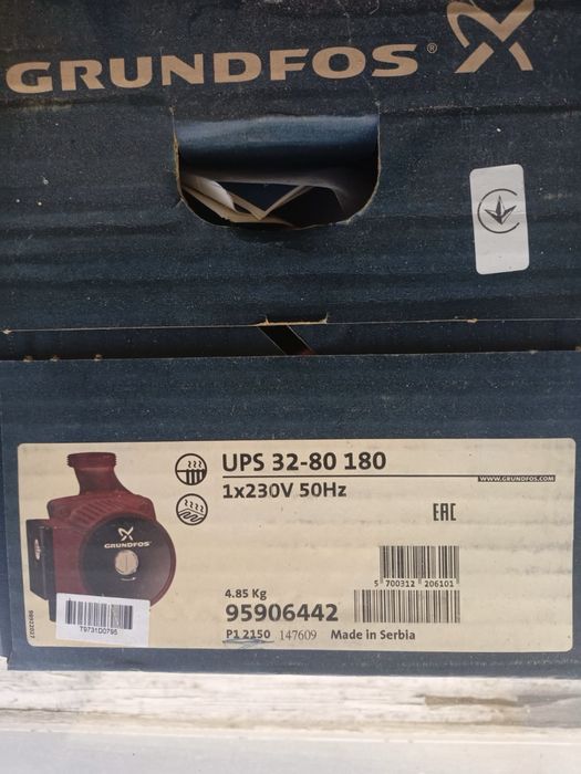Циркуляційний насос Grundfos UPS 32-80 180