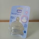 Chicco Natural Feeling zestaw 2 szt. smoczków 6 msc+