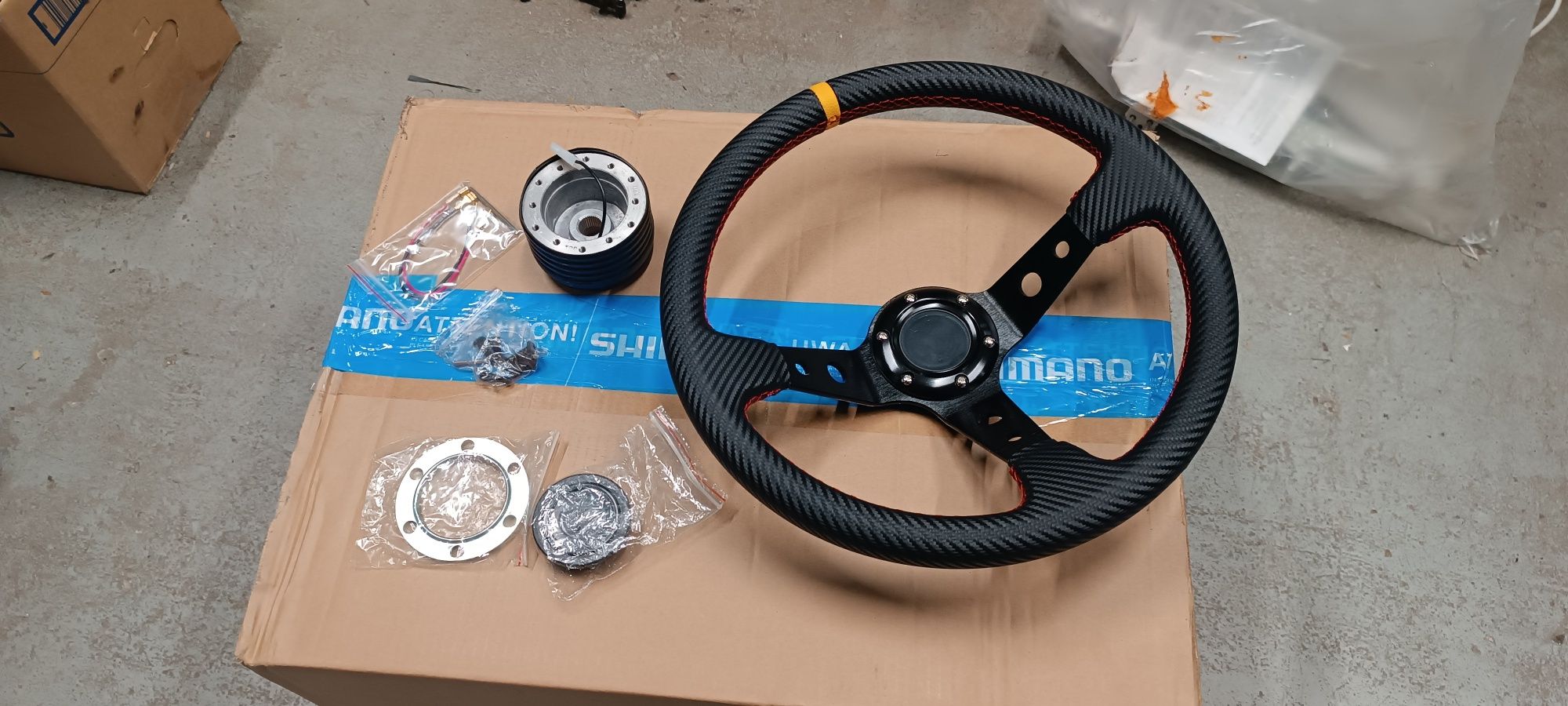 Fiat 126p kierownica sportowa + naba + przycisk klaksonu nowe