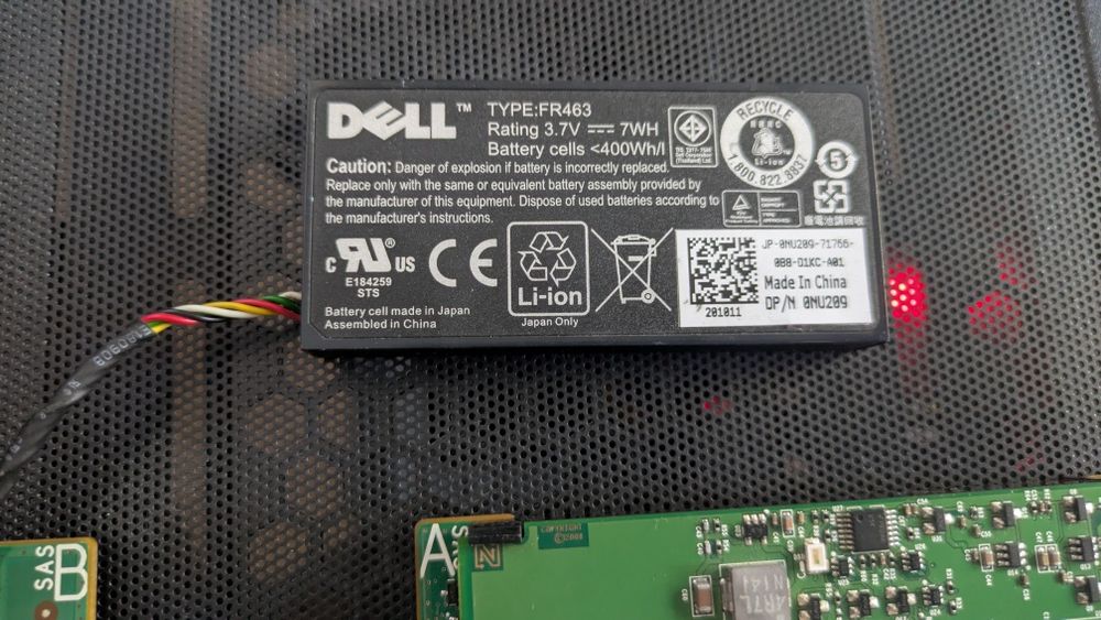 RAID контроллер Dell PERC H700