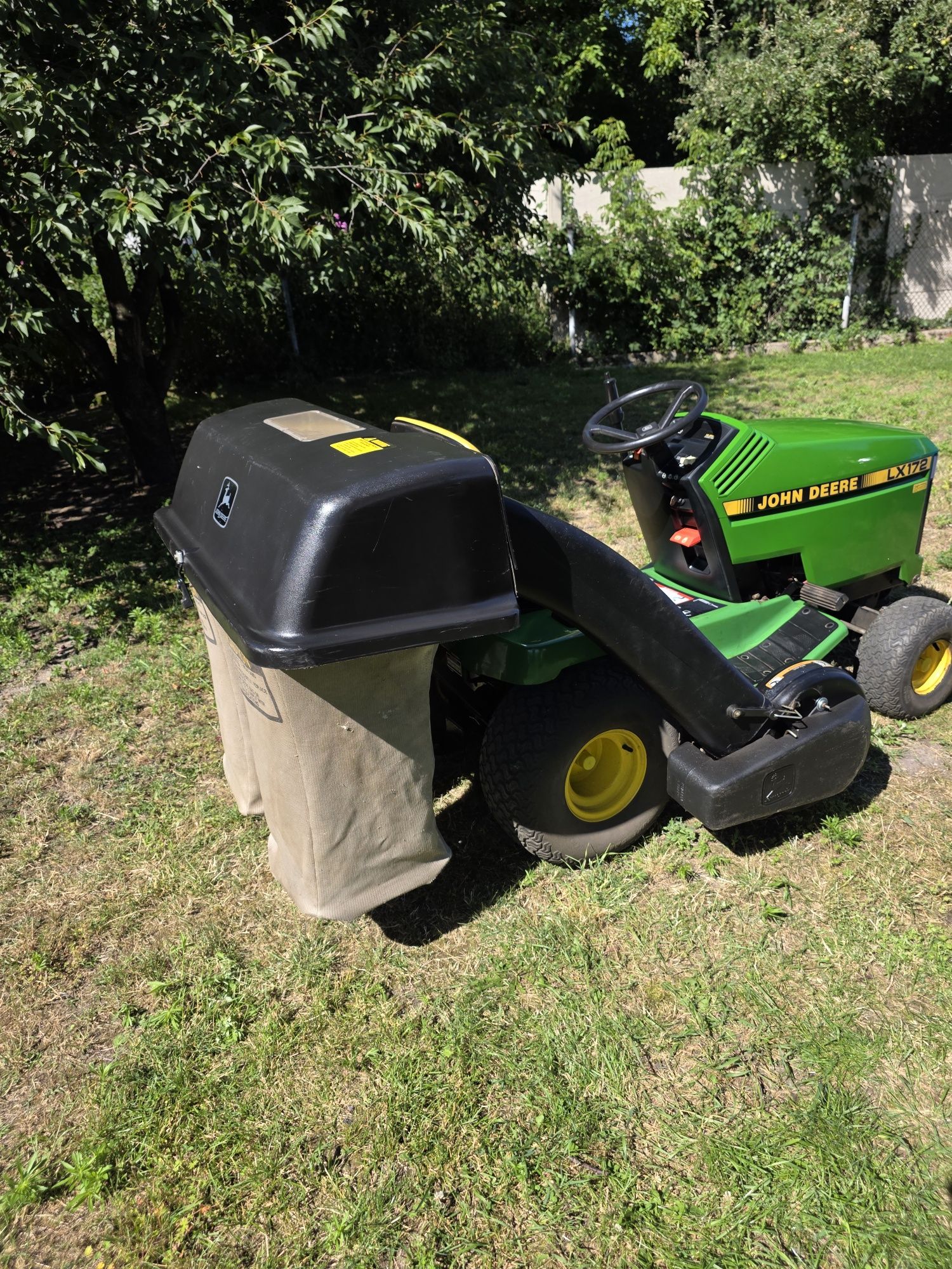 Sprzedam traktorek kosiarke john deere lx172