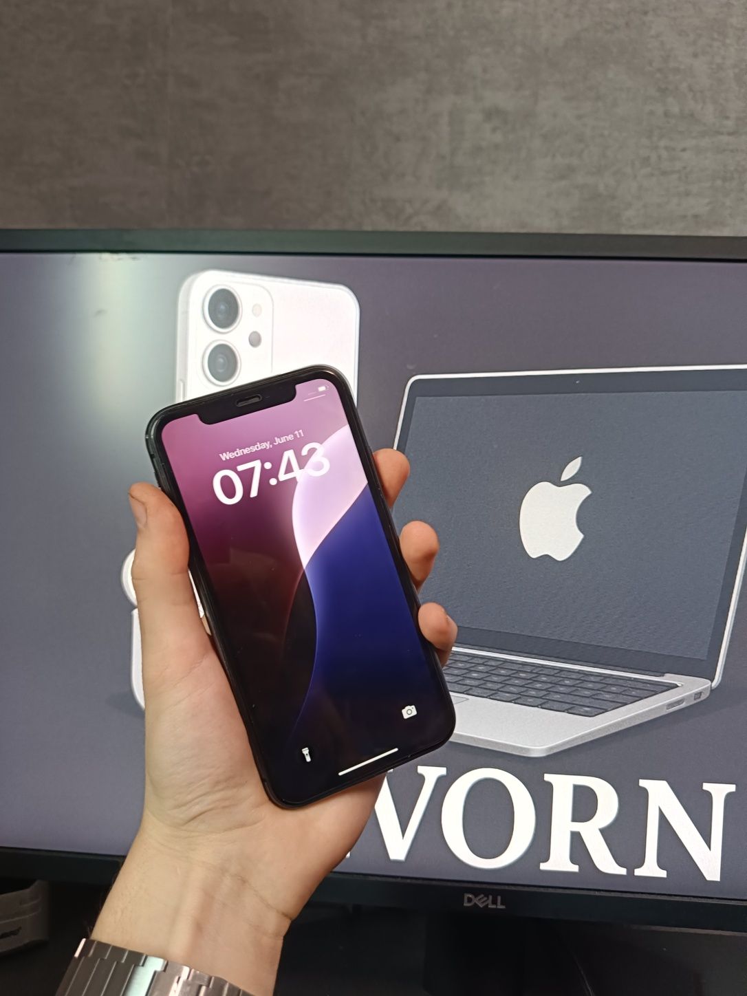 iPhone 11 64gb neverlook