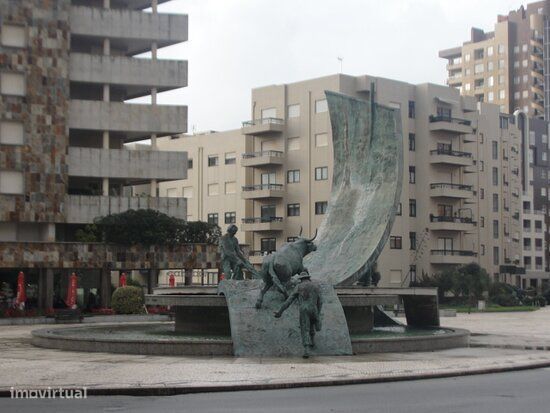 Aparcamentos-Lugares de garagem-Centro-Póvoa de Varzim