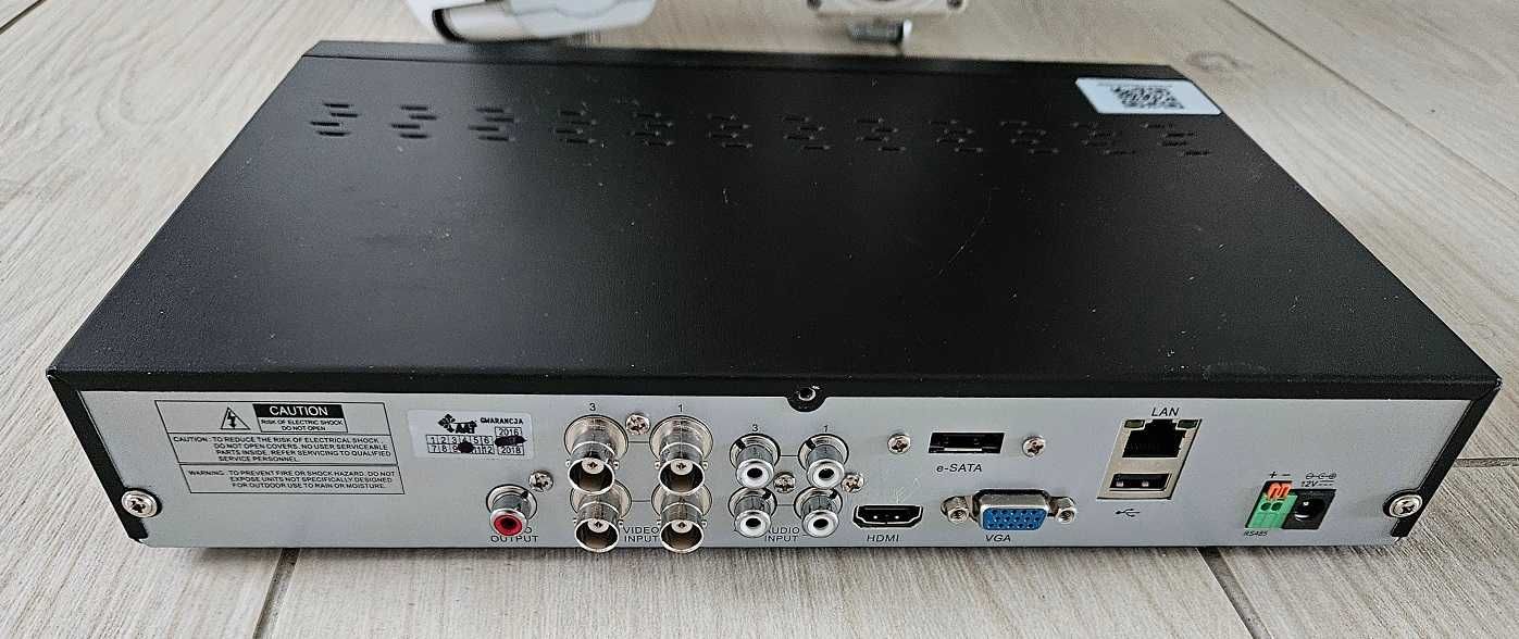 Zestaw do monitoringu , Novus 4 kamery + rejestrator