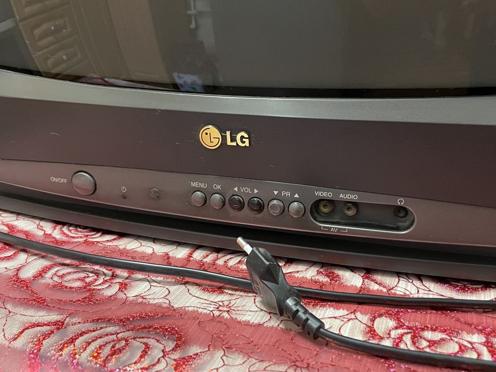 Телевизор LG CT-20T20K