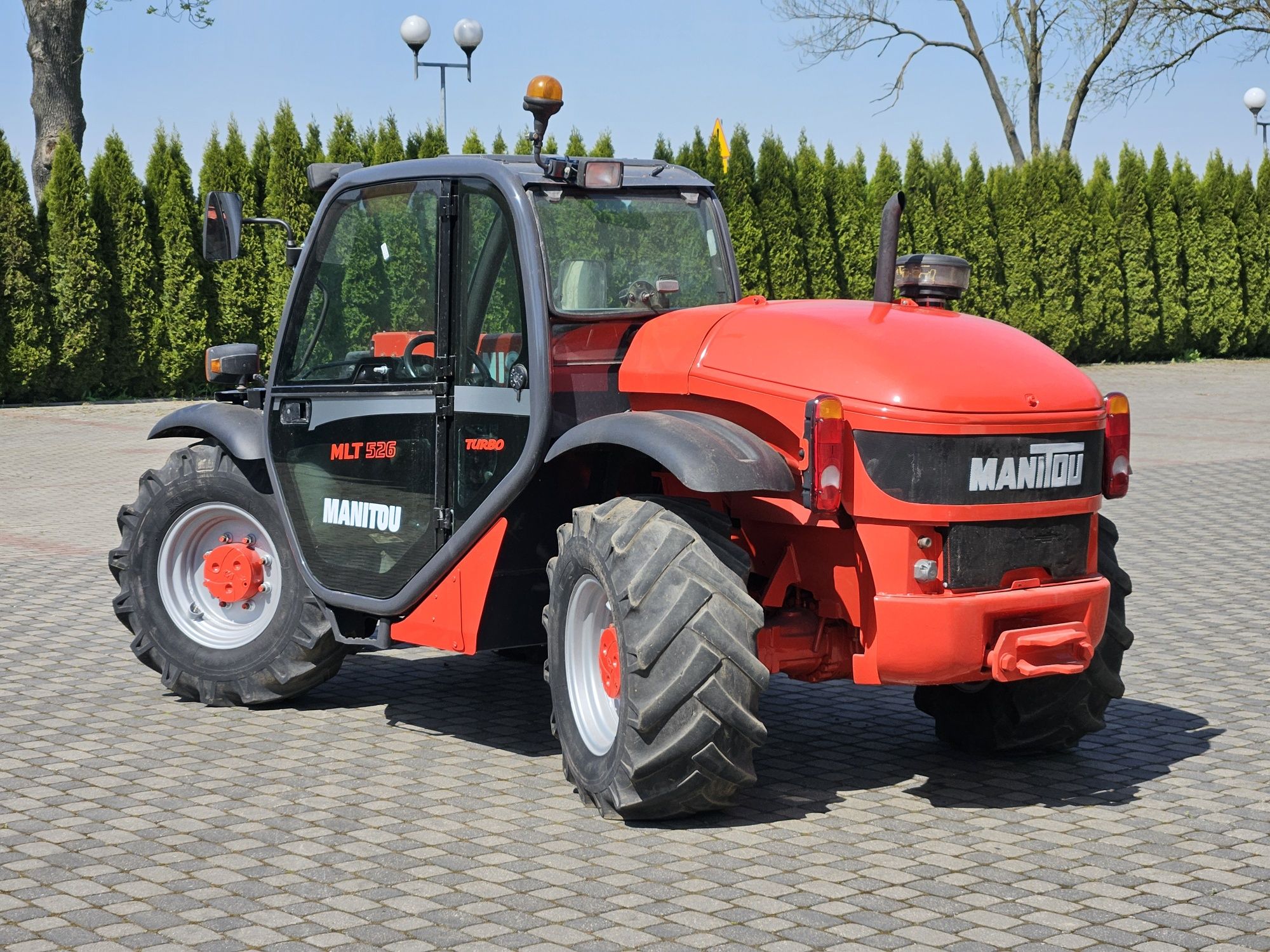 Ładowarka teleskopowa MANITOU MLT526 PERFEKCYJNY STAN jcb 626 ..527.52