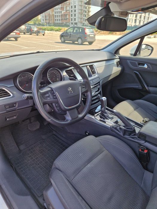 Автомобіль - продаж власного авто.