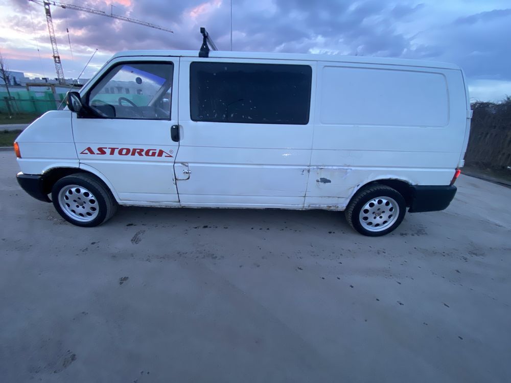 Sprzedam vw t4 transporter long holenderka 2,5tdi 102km