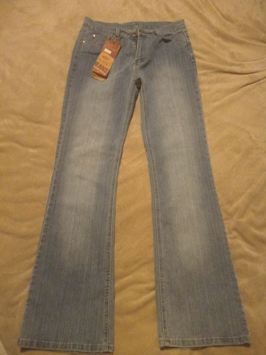 Spodnie jeansowe dzwony