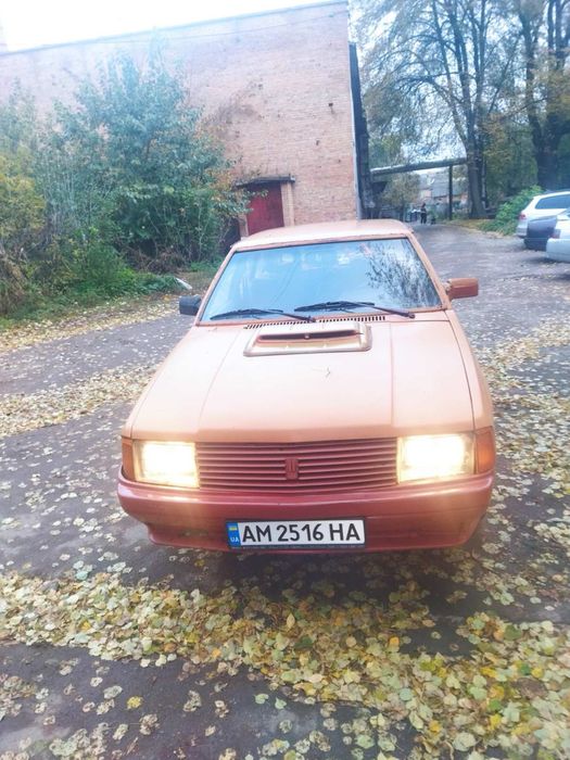 Продам АЗЛК 2141