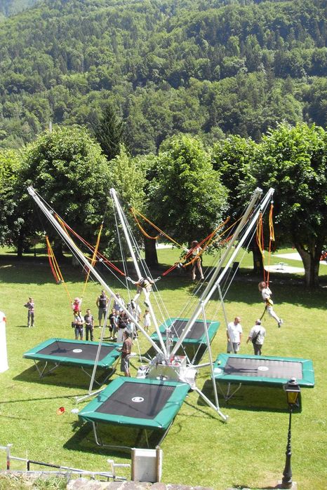 Air bungee, insufláveis, varredora, torre escalada, insuflável gigante