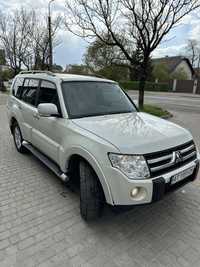 Mitsubishi Pajero Wagon 4