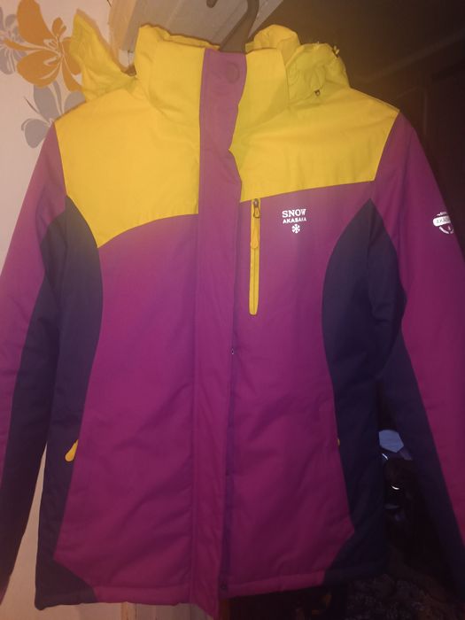 Продам жіночу термо куртку