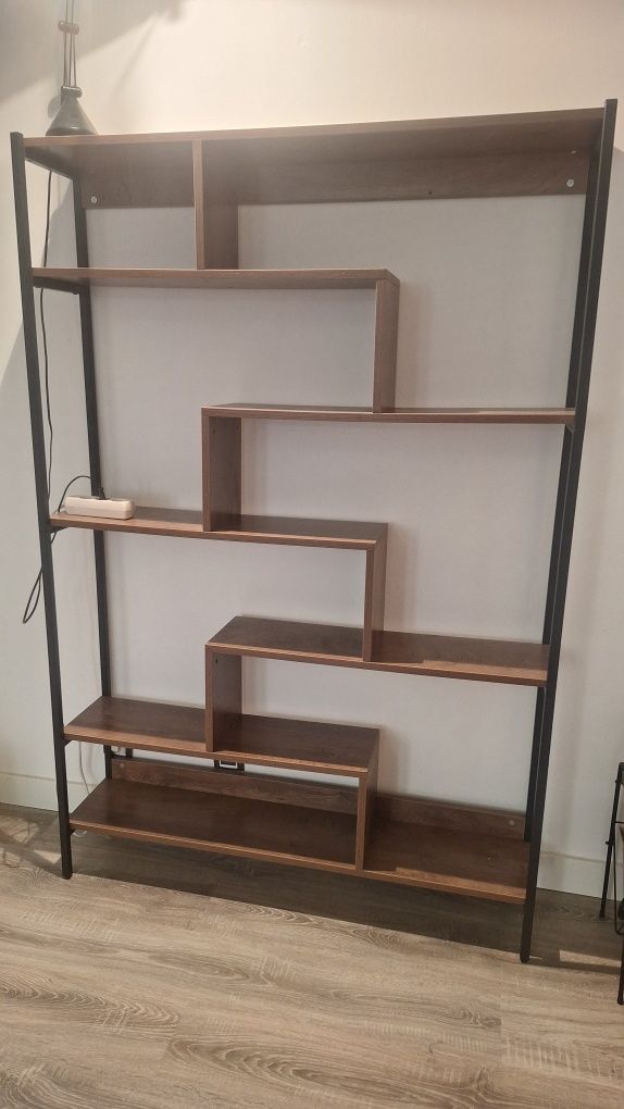 Estante  moderna