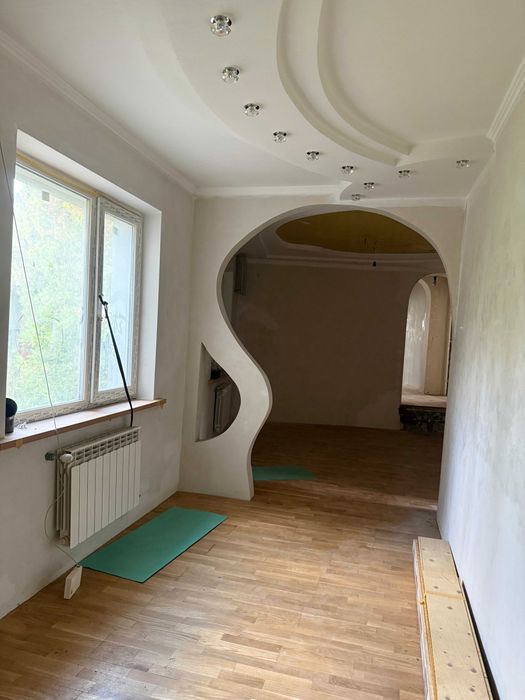 Дом у метро «Холодная гора»