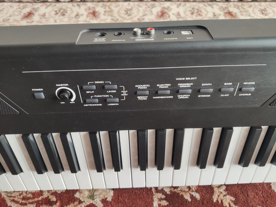 Цифрове піано Alesis Recital 61 як нове