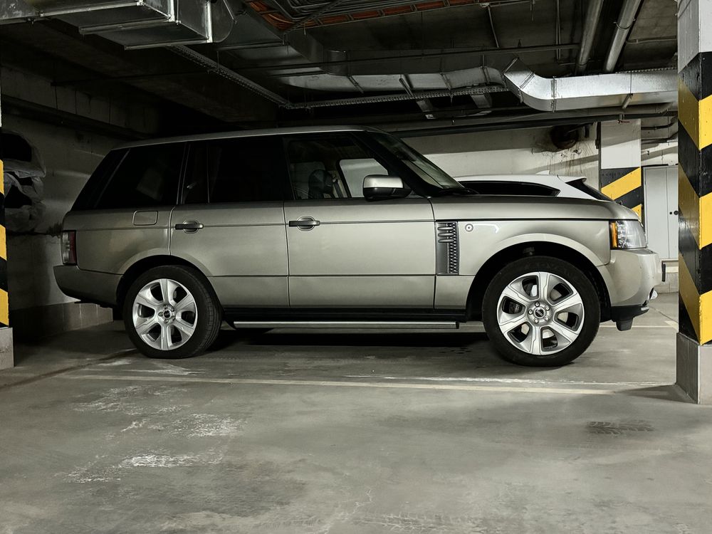 диски range rover r21 з резиною 275/45/21