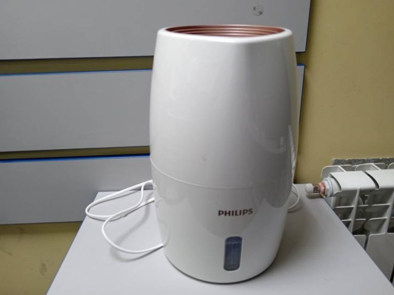 Зволожувач повітря Philips HU2716