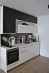 Apartament z prywatną klatką schodową - nowoczesny styl