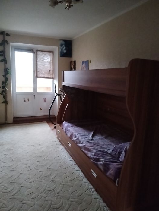 Здам 2-х кімнатну квартиру по вулиці Володимирівська.