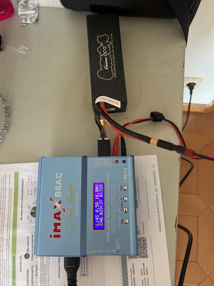 Drone dji comando profecional futaba