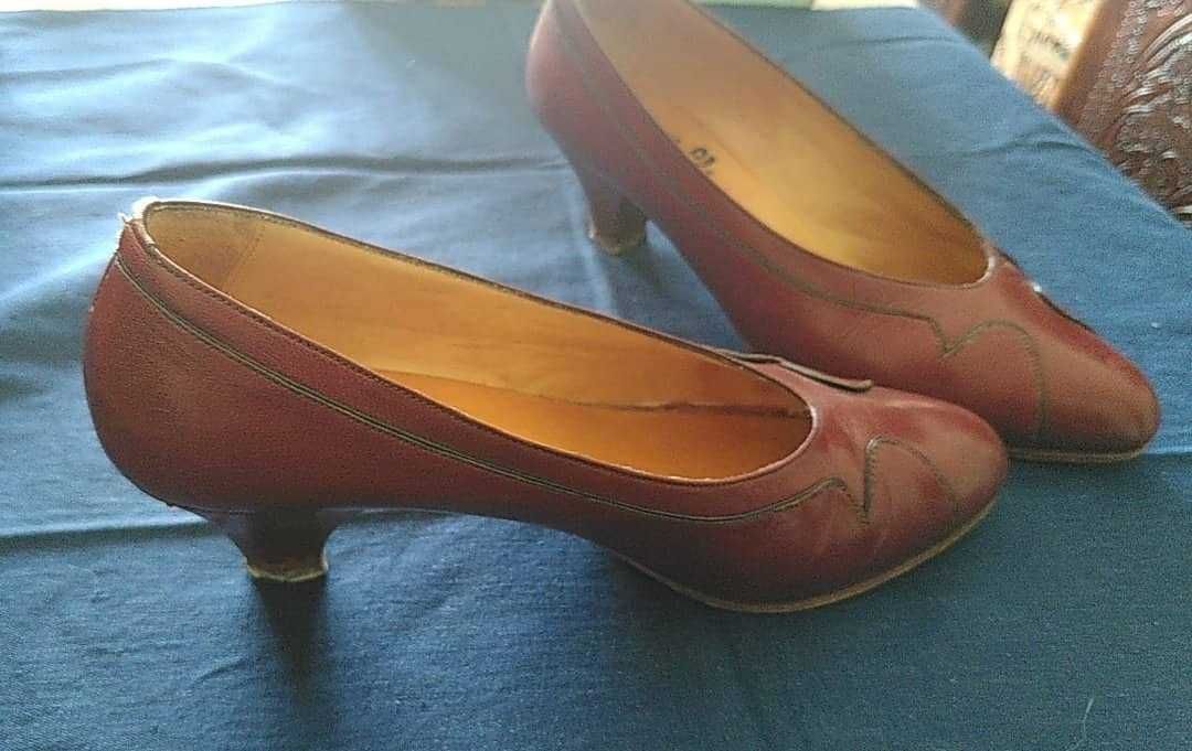 Sapatos vintage em pele genuína, tamanho 35