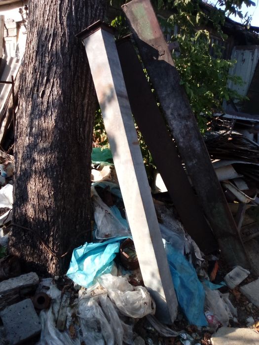 Продам железные трубы, оцинкованные и железные листы, железный шкаф