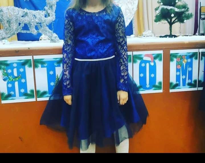 Нарядное платье на девочку (подростка)