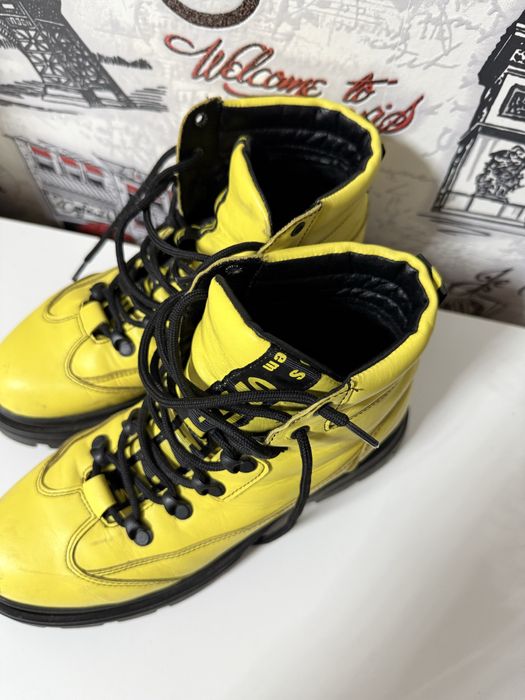 Жовті шкіряні теплі черевики