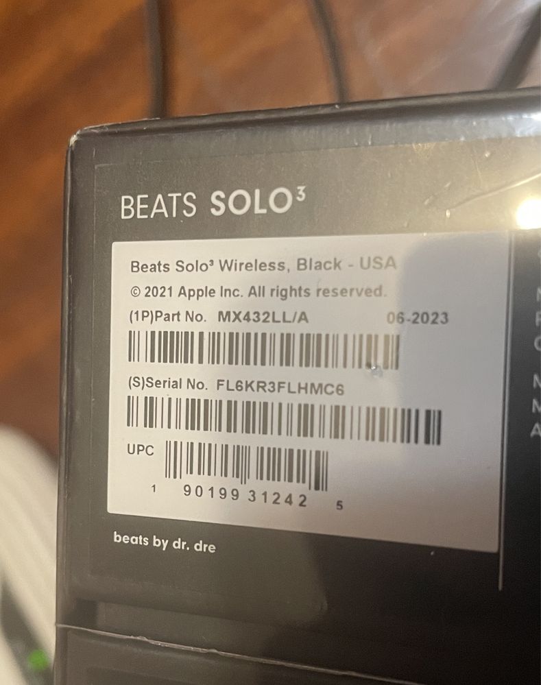 Beats Solo3 Wireless Оригінал - Вбудований мікрофон - Чіп Apple W1