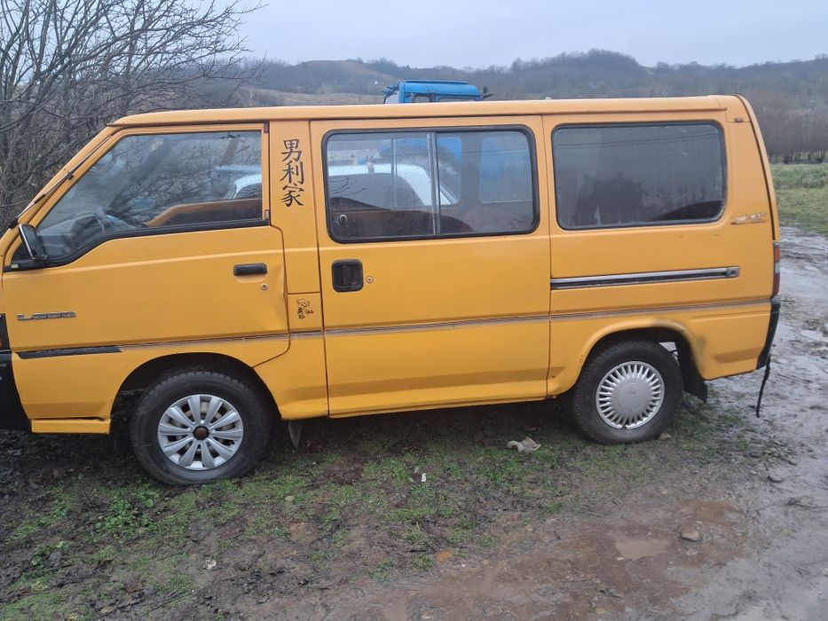 Продам Mitsubishi L 300