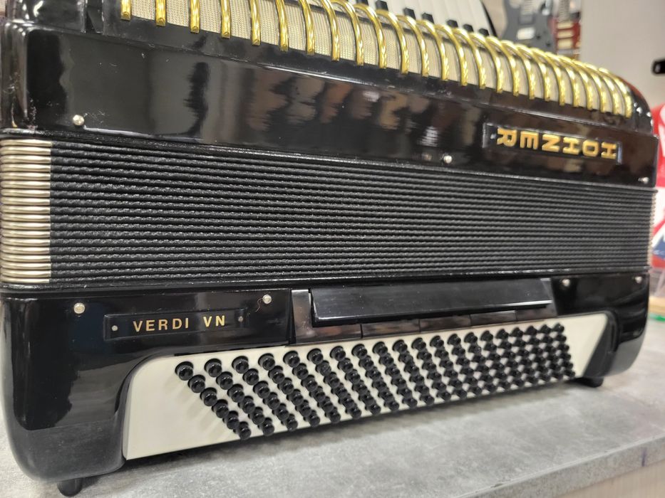 Akordeon Hohner Verdi V N Musette 120 basowy