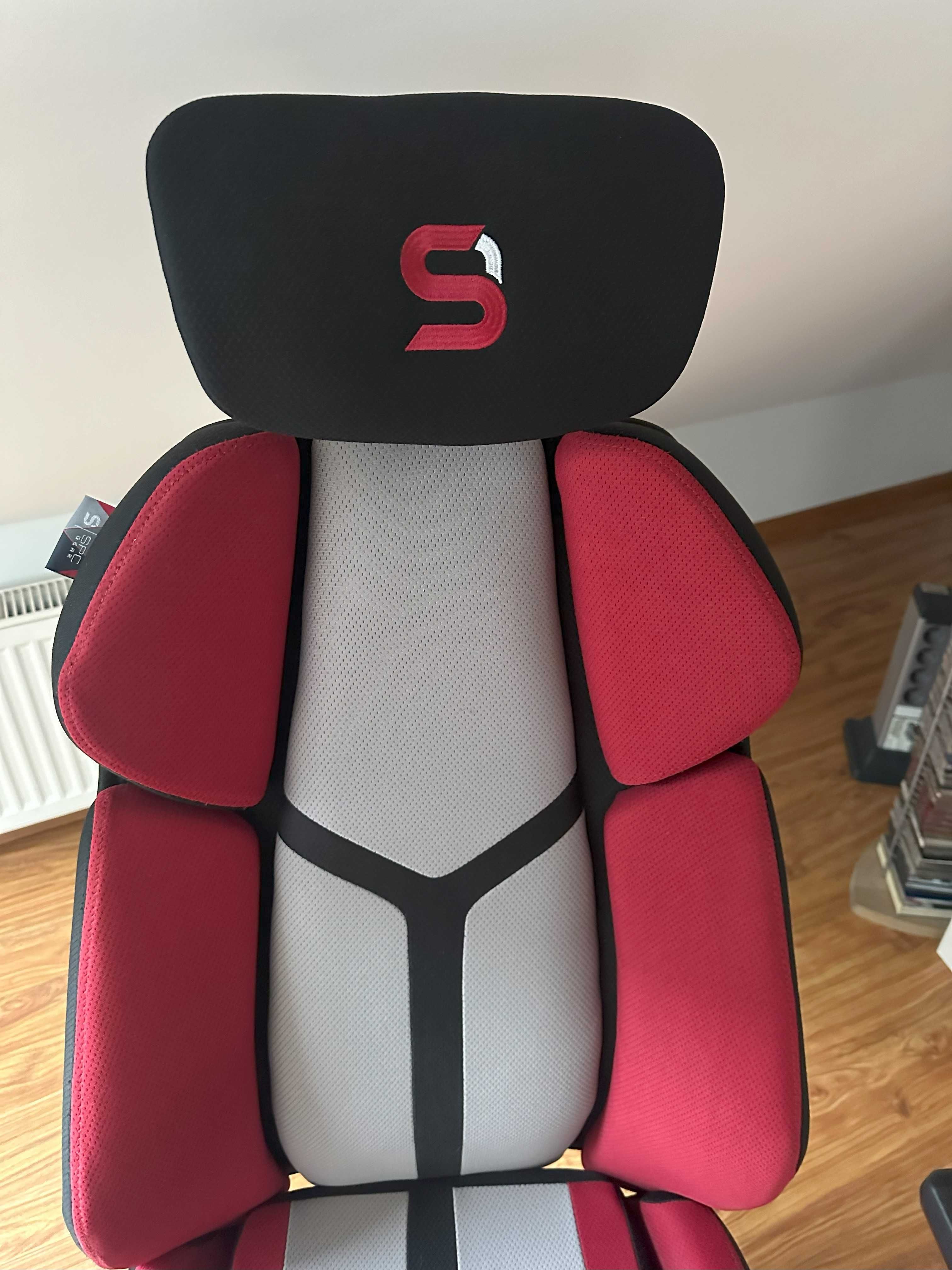 Fotel SPC GEAR EG450 Szaro-czerwony