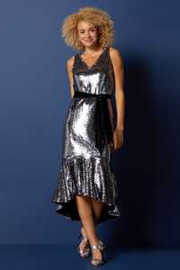 Новое Платье нарядное пайетки размер 20, 54-56