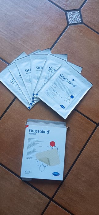 Grassolind neutral – opatrunki jałowe 10x10 cm (przeterminowane)