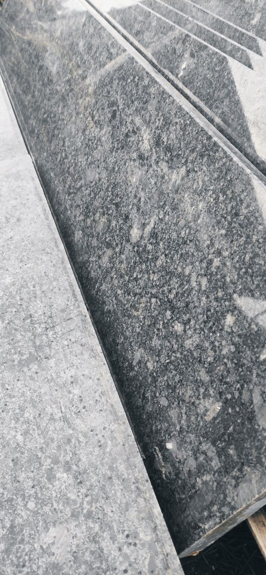 Sprzedam parapety granitowe